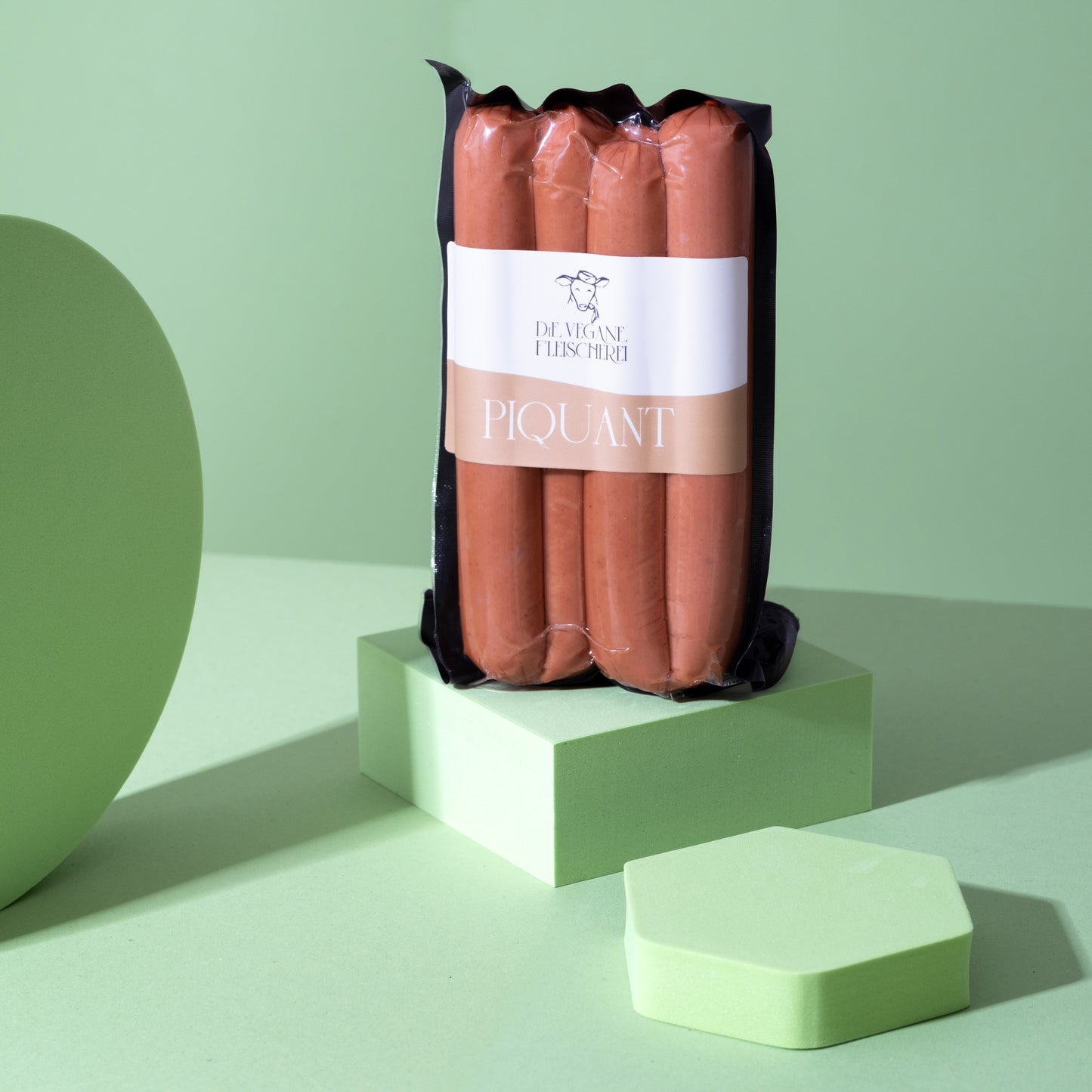 PIQUANT boiled vegan sausages (4pcs.) 230 g