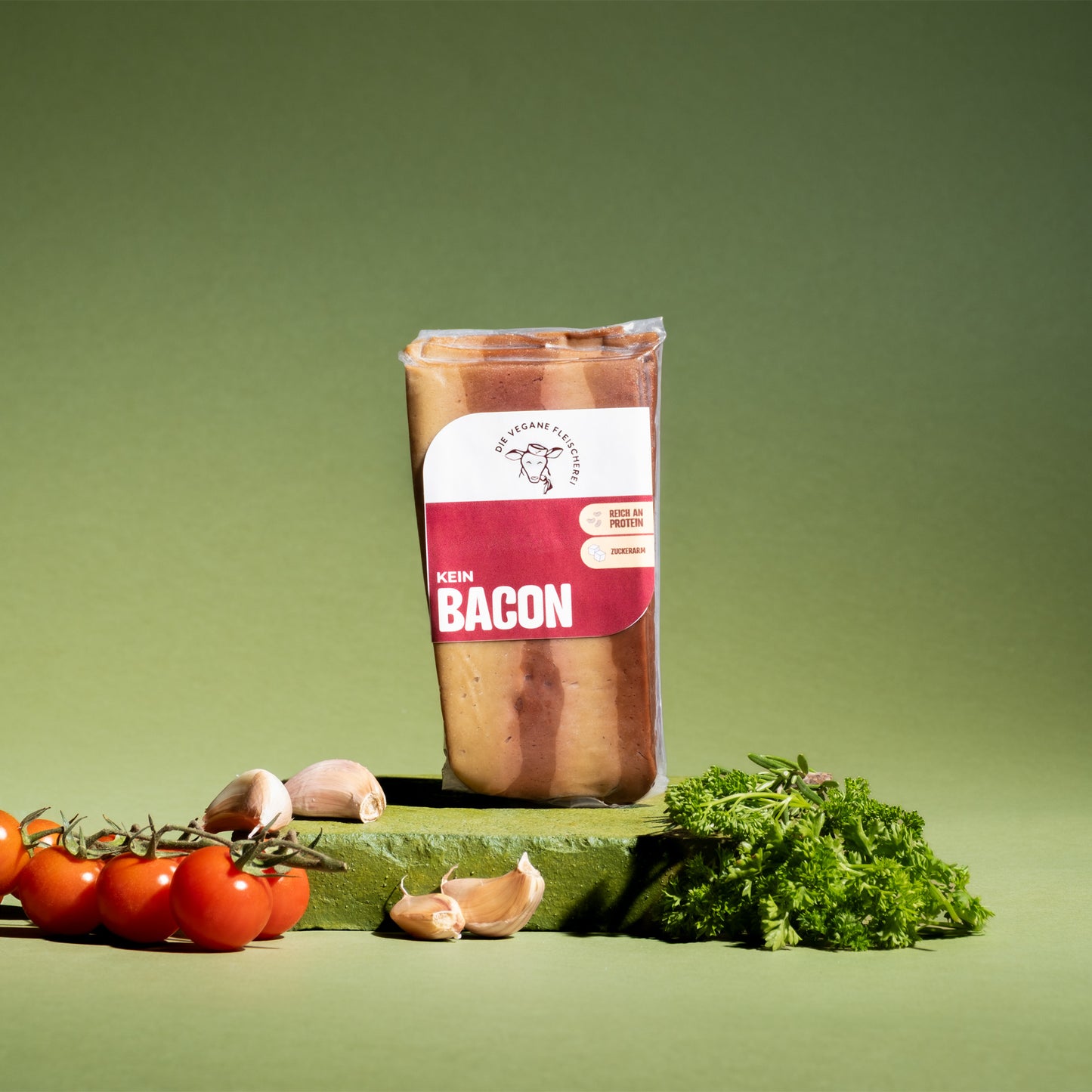 Veganes Kein Bacon – proteinreich, zuckerarm, mit Tomaten, Knoblauch und Petersilie
