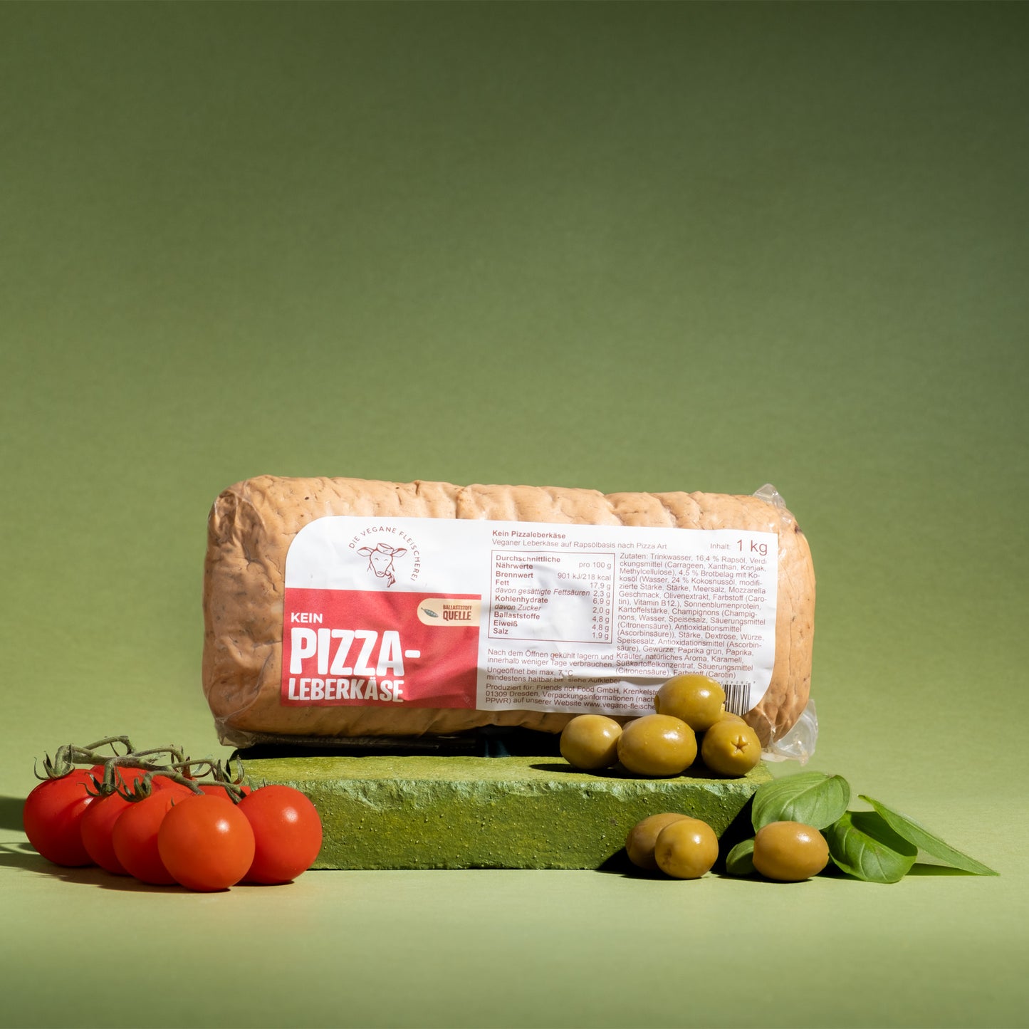 Veganer Pizzaleberkäse 1kg mit Tomaten, Oliven und Basilikum – proteinreich, 100% pflanzlich